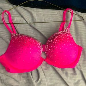 NWT Victoria Secret Swarovski Very Sexy Bra 36B